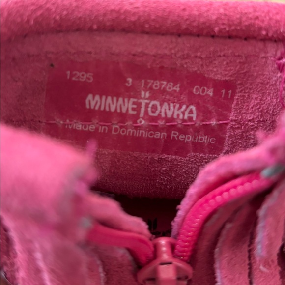 Minnetonka pink boots - Picture 8 of 8